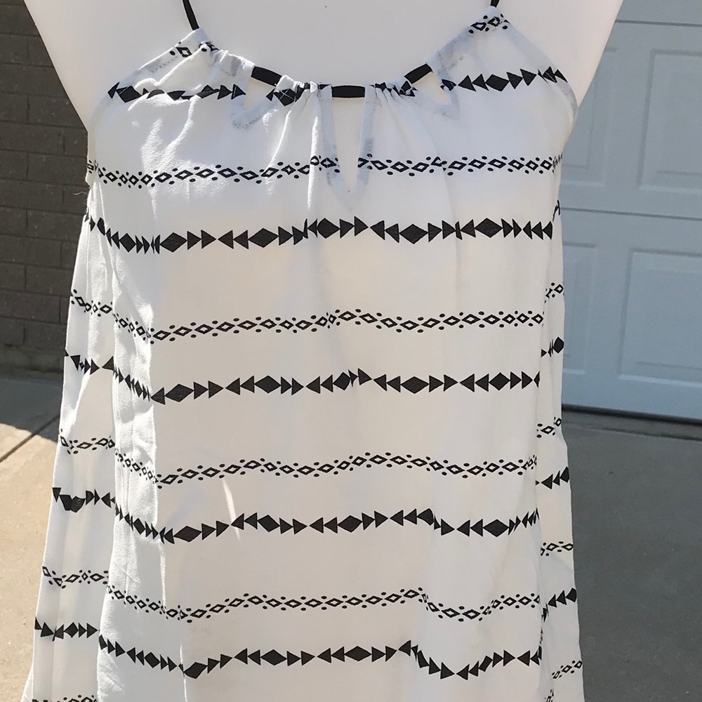 Size small black and white tank